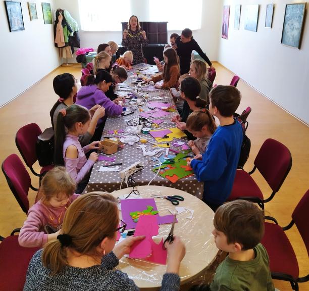 Šeimos renkasi bibliotekoje