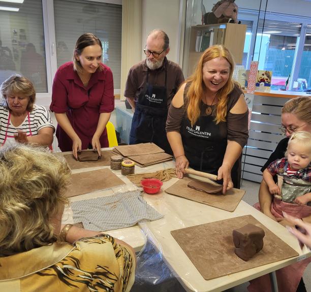 Užimtumo ir verslumo pradžiamokslis bibliotekoje