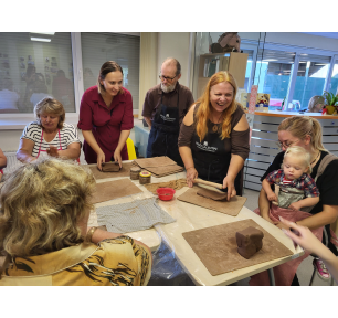 Užimtumo ir verslumo pradžiamokslis bibliotekoje