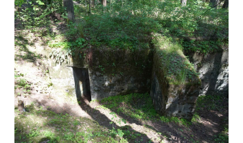 Pirmojo pasaulinio karo Palemono–Narėpų gynybinių įtvirtinimų linijos šiaurinės dalies slėptuvių pirmo komplekso ketvirta pasyvioji slėptuvė