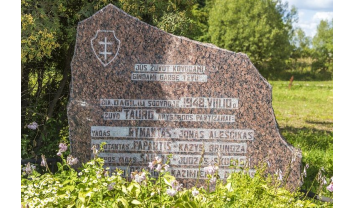 Tauro apygardos partizanams, Jonučių km. (Dagilių sodyboje)