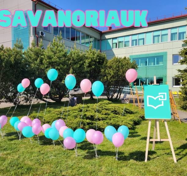 Savanorystė bibliotekoje – iššūkis ir nauda