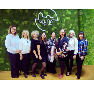 Kai eilėraščio eilutė virsta tušo potėpiu